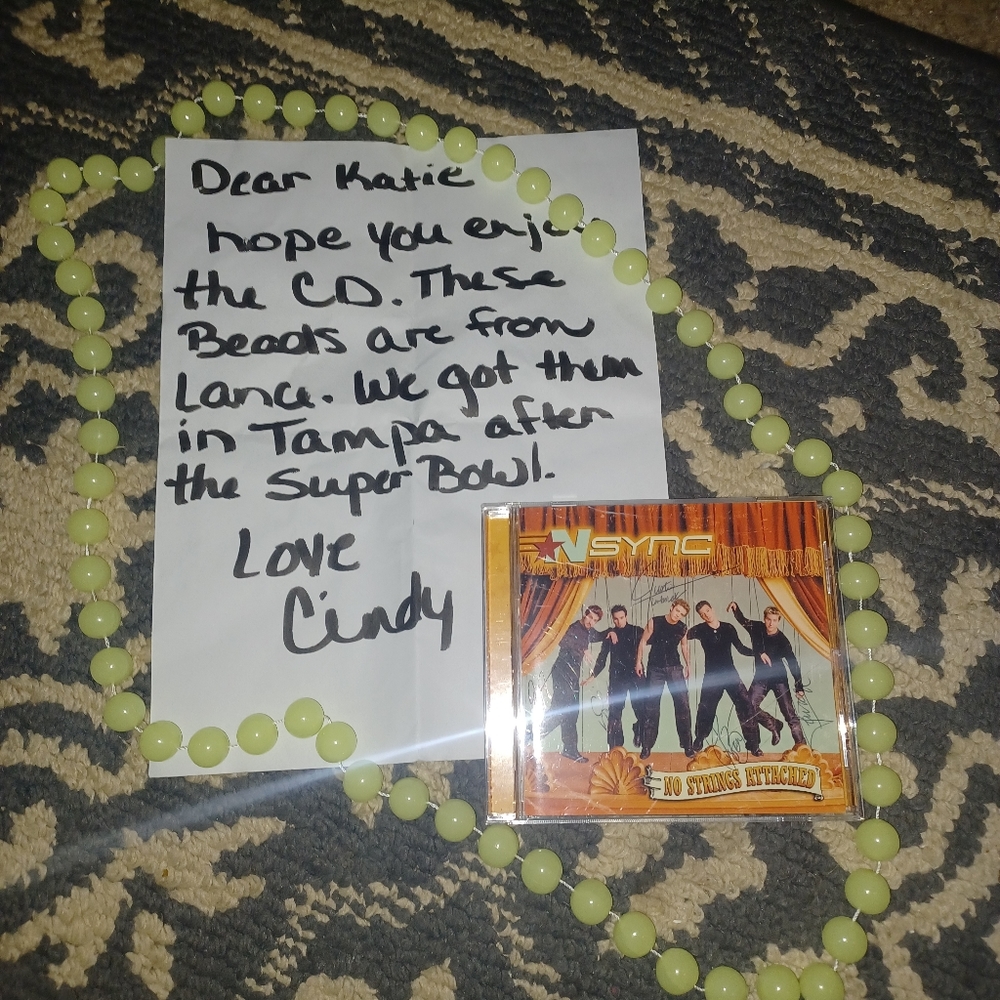 N*SYNC No Strings Attached CD Signed